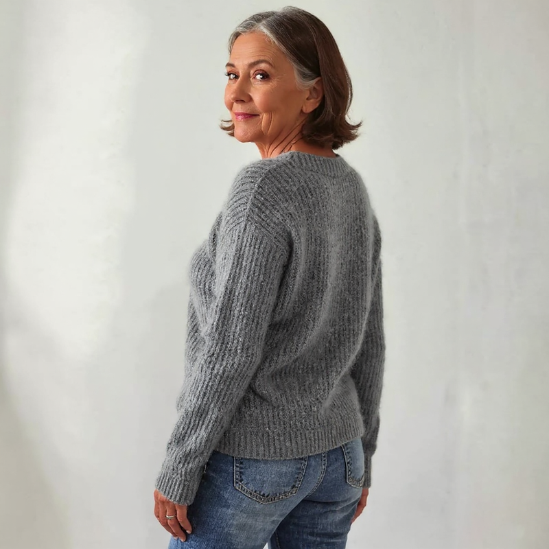 Lioré Label – Classic Icelandic Wool Knitted Sweater